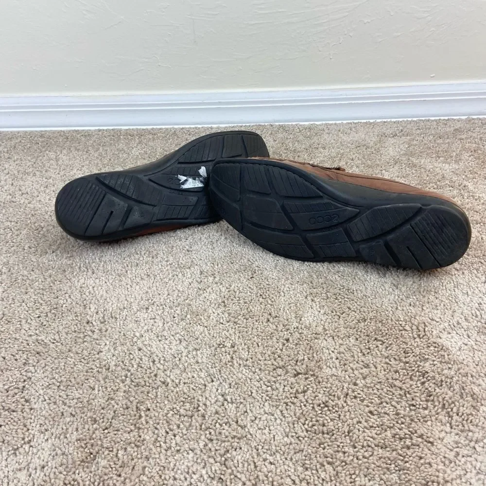 Ecco leather woven